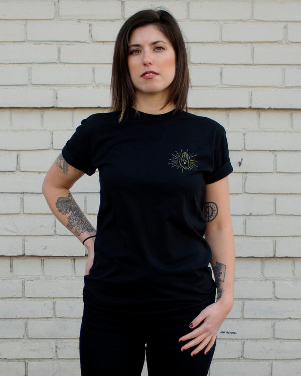 LOGO SMALL HAND TEE - UNISEX